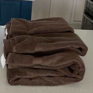 ADDED! Bath mat RH towel bundle NWT deepbrown2 hand towels & 2 large bath sheets
